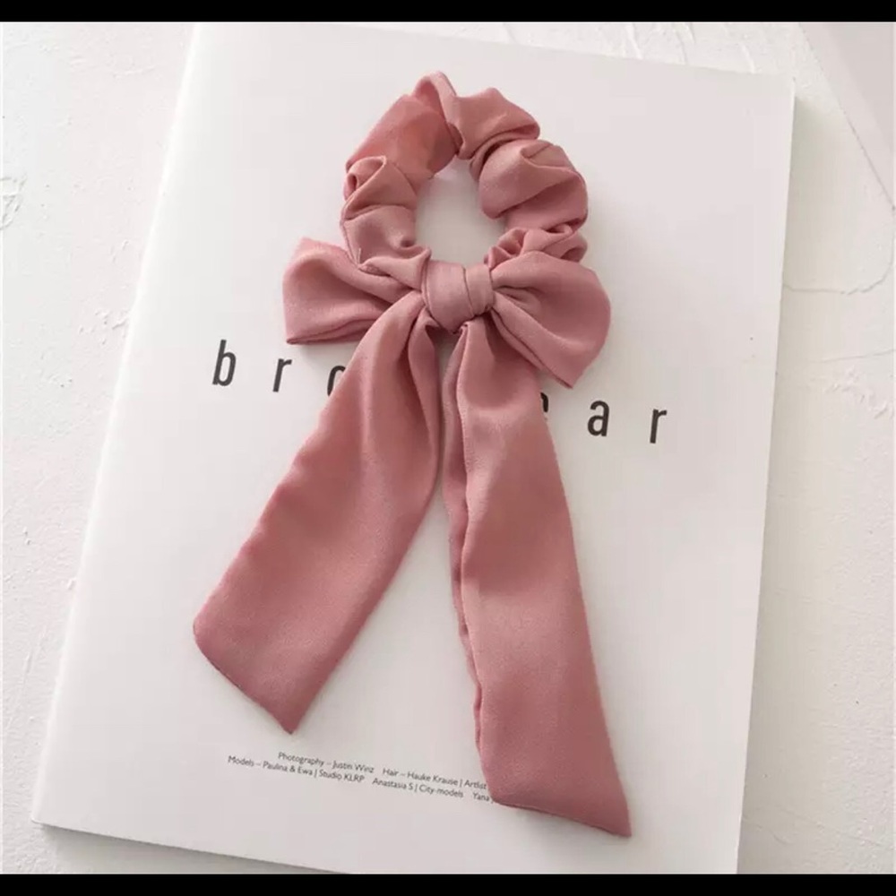 🆕  scrunchie🎀